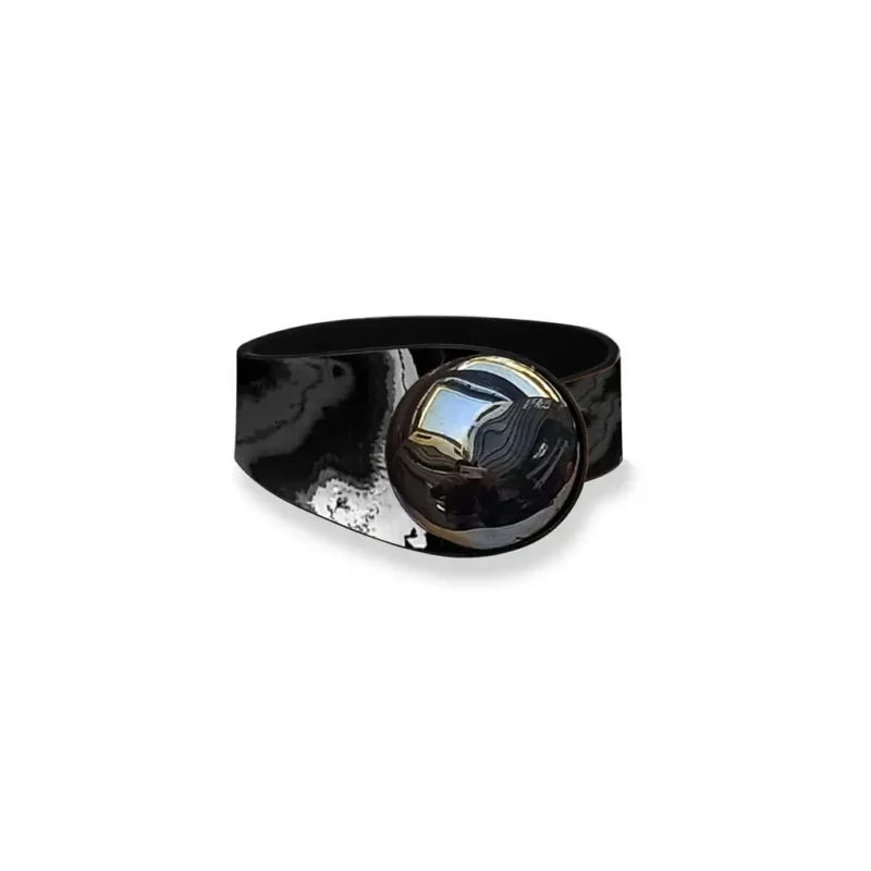 BR-Brighet-Black-L-Black-Nacar-B_1296x